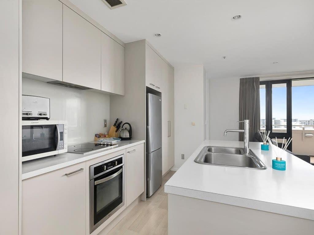 Beautiful Sky Tower View Home Near K' Road W/ Free Parking Auckland Exterior photo